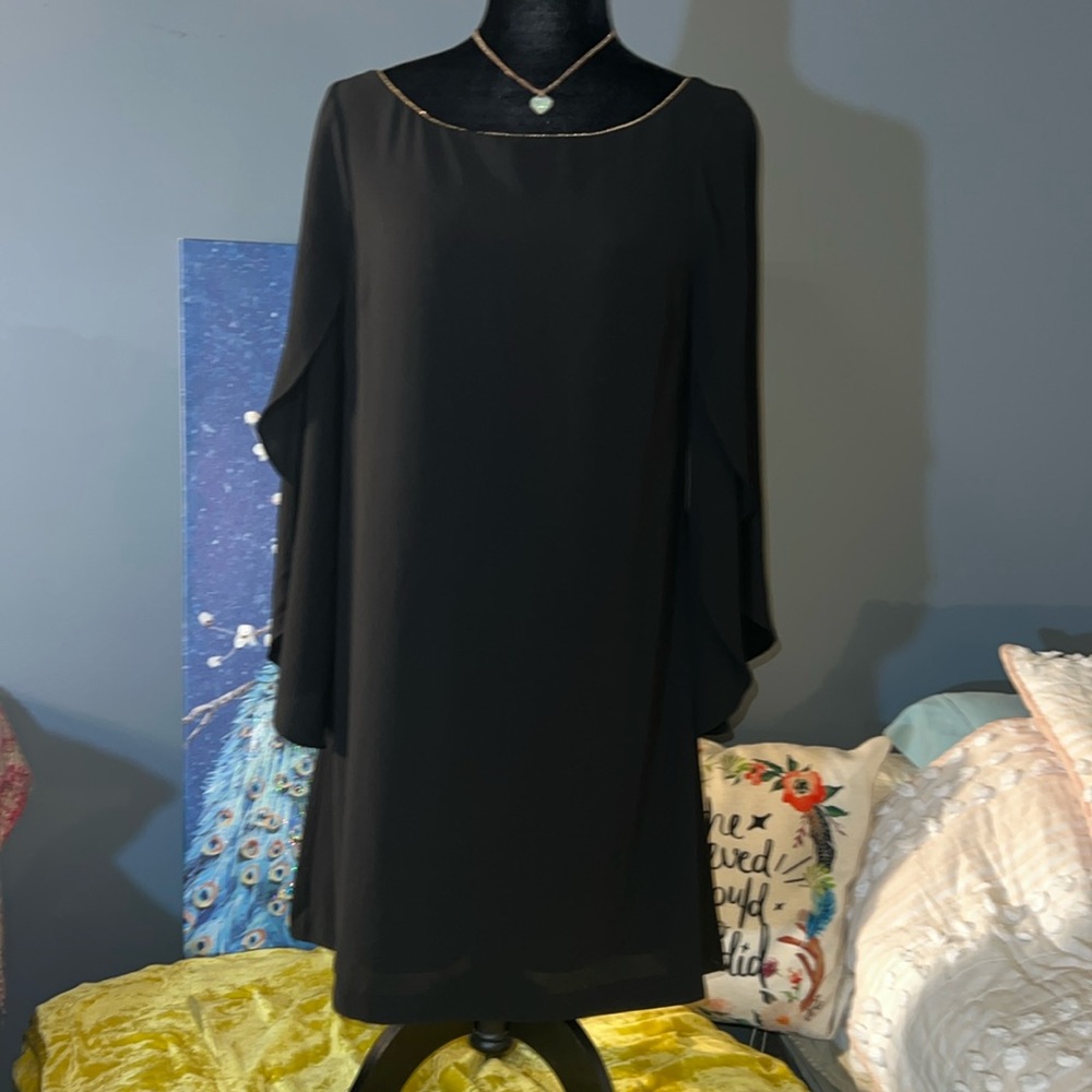 Jessica Simpson Size 8 Black Belled Sleeve Dress